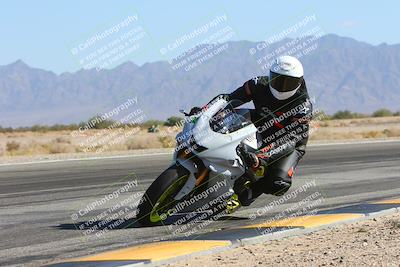 media/Nov-15-2024-CVMA Friday Practice (Fri) [[b142d29251]]/4-Group 4 and Trackday/Session 3 (Turn 15 Inside)/